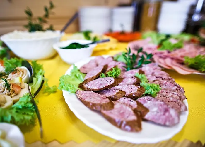 Resort Osw Moszczeniczanka 2*